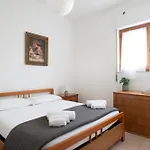 200m From The Sea, With Garden, Pet Friendly Villa
