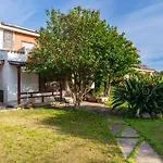 200m From The Sea, With Garden, Pet Friendly Villa