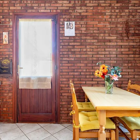 200m From The Sea, With Garden, Pet Friendly Villa *