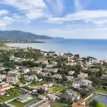 Vila 200m From The Sea, With Garden, Pet Friendly *