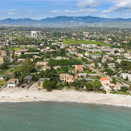 Villa 200m From The Sea, With Garden, Pet Friendly Quartu SantʼElena